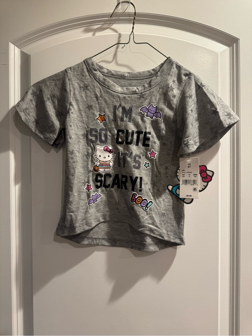 Hello Kitty Gray Short-Sleeve Halloween Graphic Tee with Purple Accents